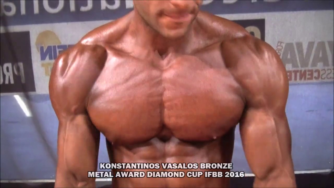 Survivor: Ο Κωνσταντίνος Βασάλος σε αγώνες bodybuilding  Κορμί…φέτες (Video)