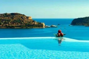 Κορυφαία τουριστική επιλογή και το 2015 η Κρήτη, γράφουν τα διεθνή ΜΜΕ