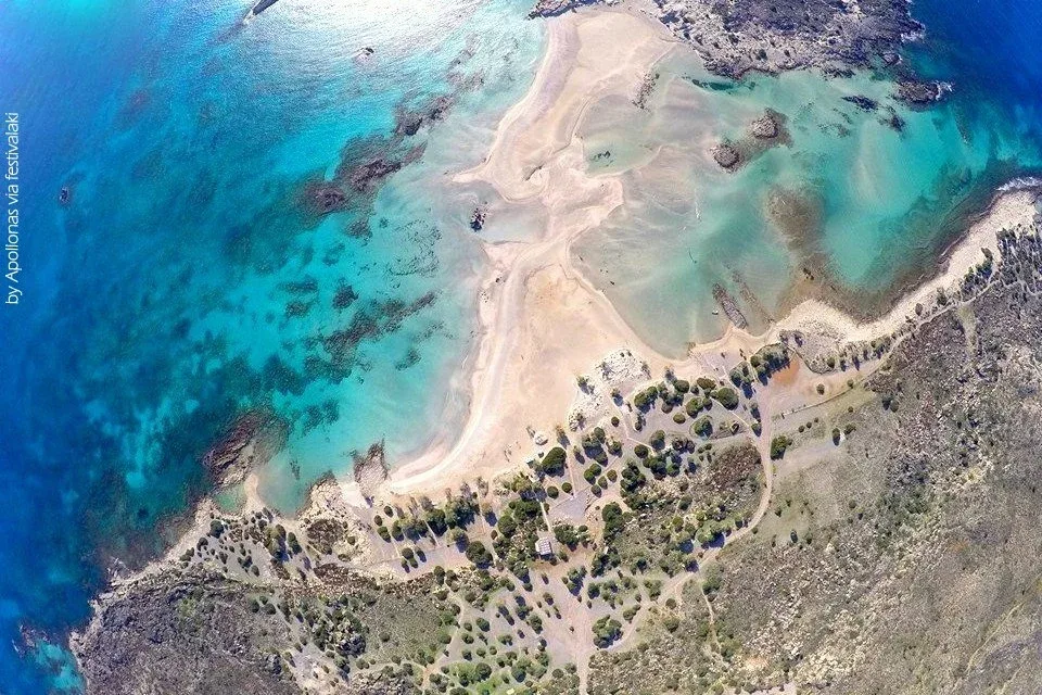 To Ελαφονήσι της Κρήτης 10η καλύτερη παραλία στον κόσμο