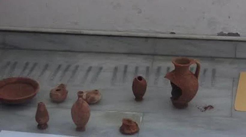 Εκατοντάδες αρχαία στην κατοχή του 44χρονου Αρχαιοκάπηλου στα Χανιά είχε στην κατοχή του ακόμα και ανθρώπινο οστό!