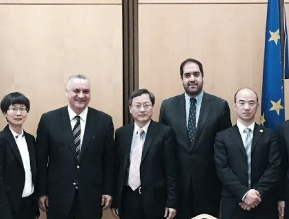 Συνάντηση με Κινέζους αξιωματούχους, Μανώλης και Γιάννης Κεφαλογιάννης
