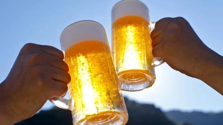 Τι παθαίνει το σώμα μας 24 ώρες μετά την κατανάλωση μπύρας;;;