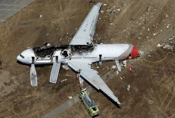 Εντοπίστηκαν τα συντρίμμα του ρωσικού αεροσκάφους – Απίθανο να υπάρχουν επιζώντες