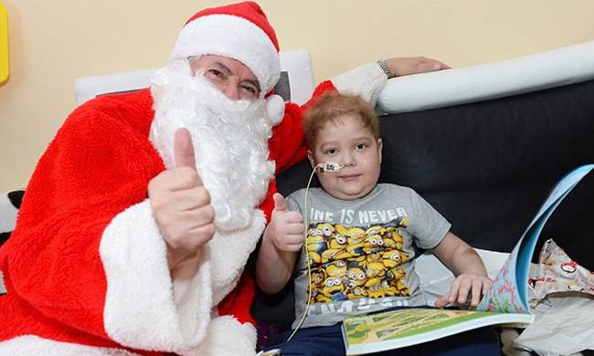 Ο 6χρονος που δεν έχει γιορτάσει ποτέ Χριστούγεννα στο σπίτι του – Μία συγκλονιστική ιστορία…