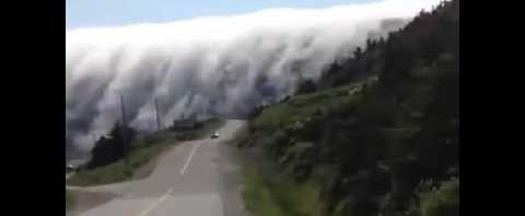 Αν δείτε ποτέ αυτή την ομίχλη μην κινηθείτε προς το μέρος της (video)