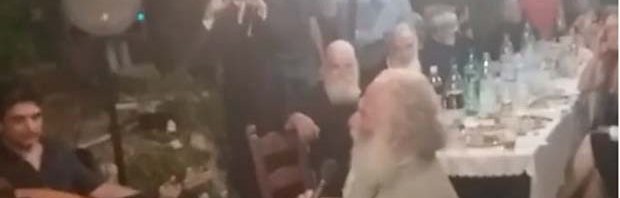 Όταν ο Κρητικός Πατριάρχης τραγούδησε ριζίτικα! (βίντεο)