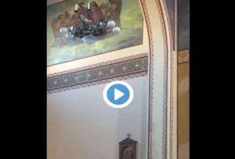 Πραγματικό σοκ: Σεισμός στην Ιταλία: Bίντεο- σοκ τη στιγμή που χτυπά ο εγκέλαδος, μέσα από εκκλησία