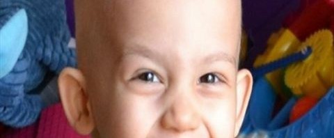 Ένας ήρωας 3 ετών: Το αγγελούδι από την Ρόδο που νίκησε τον καρκίνο (Photos)
