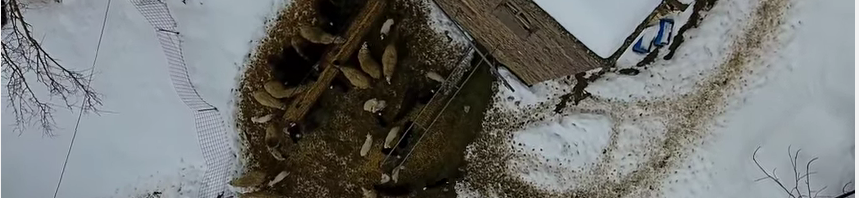 Ένα drone ”διηγείται” από τον Ψηλορείτη…τα πρόβατα στο μαντρί… η παγωμένη (τεχνητή ) λίμνη