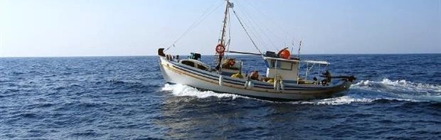 Αλιευτικό εξέπεμψε SOS στον κόλπο της Μεσαράς και ρυμουλκήθηκε στον Κόκκινο Πύργο