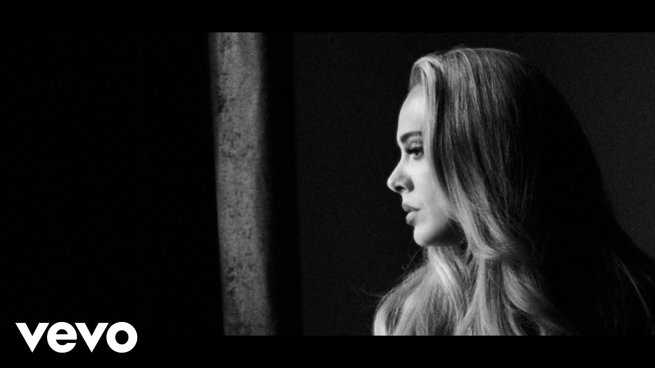 Adele: “Έσπασε” το ρεκόρ του Spotify το νέο της τραγούδι