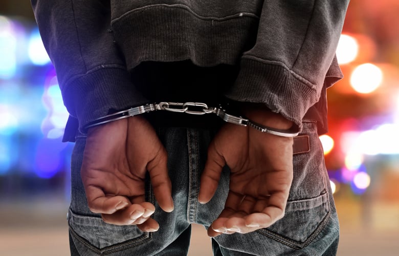 Συνελήφθη 38χρονος στο Μενίδι για προσβολή γενετήσιας αξιοπρέπειας κατ’ εξακολούθηση σε βάρος οχτώ γυναικών