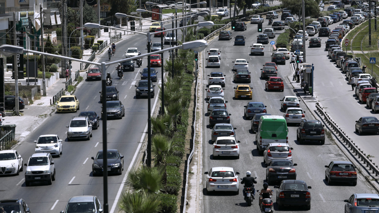 Κυκλοφοριακές ρυθμίσεις από αύριο έως τις 30 Ιουνίου στην Ποσειδώνος λόγω εργασιών  