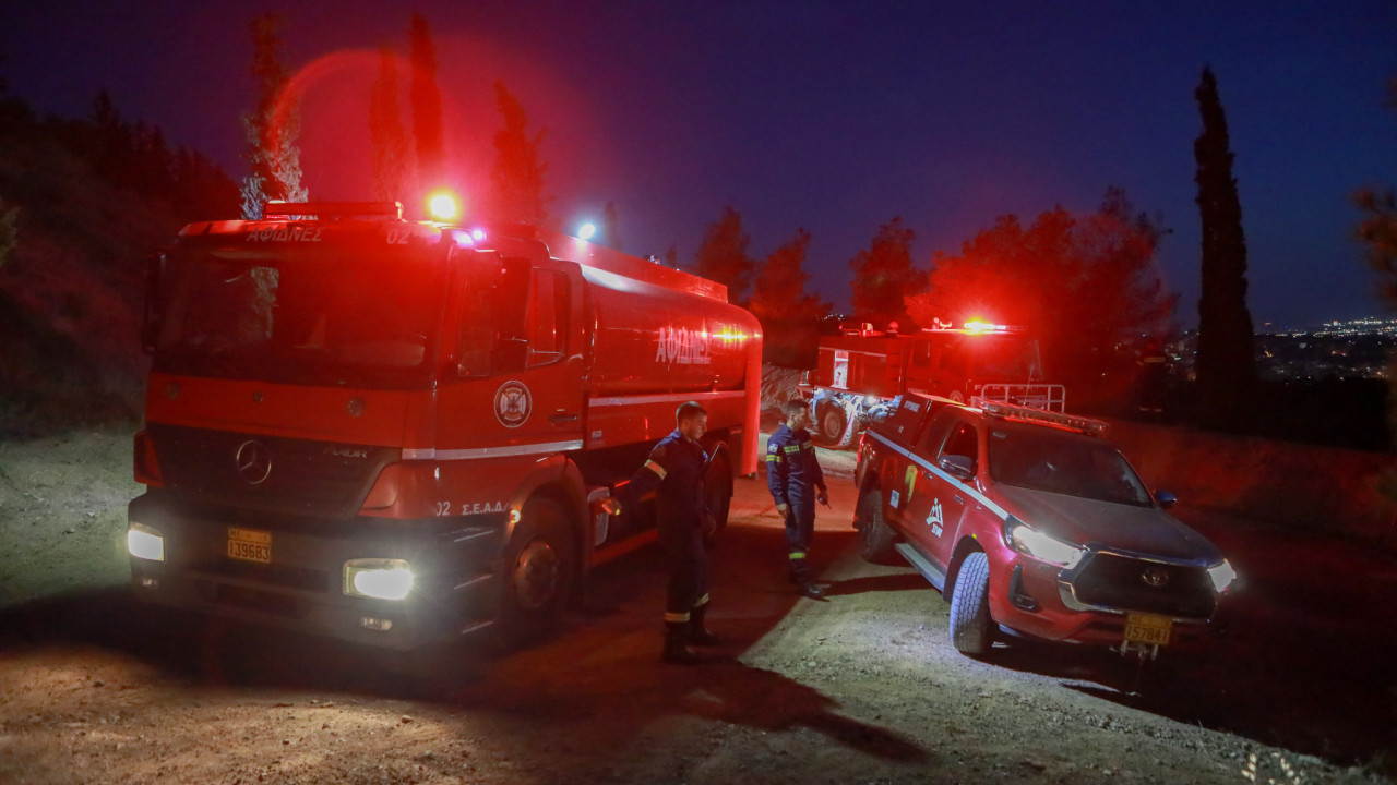 Ρέθυμνο: Μαίνεται μεγάλη φωτιά – Επί τόπου ισχυρή δύναμη της πυροσβεστικής