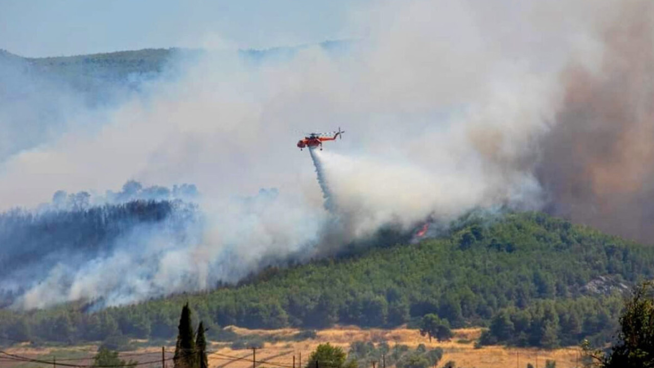 Υπό μερικό έλεγχο η φωτιά σε δασική έκταση στον Άγιο Βασίλειο Ρεθύμνου