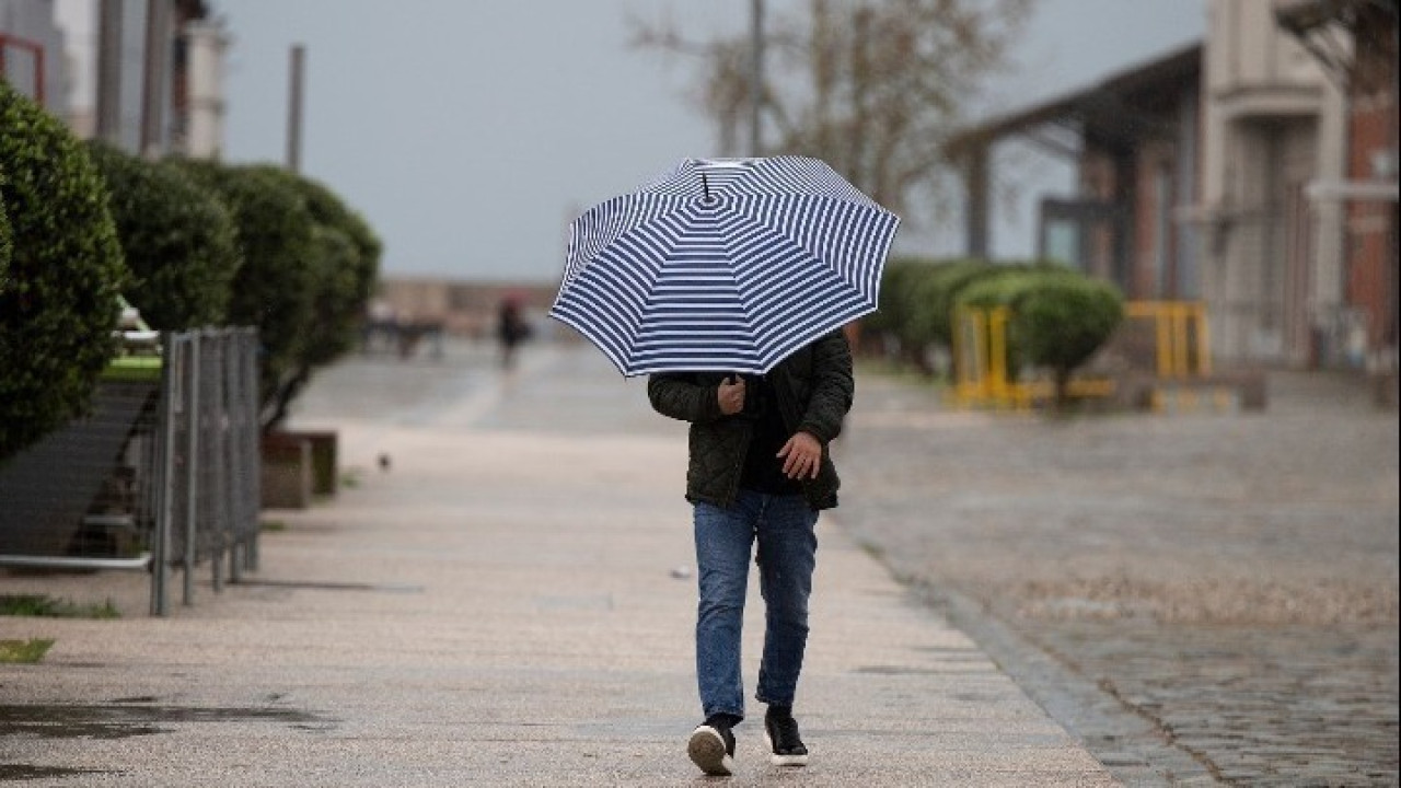 Πτώση της θερμοκρασίας με βροχές, καταιγίδες και χαλάζι