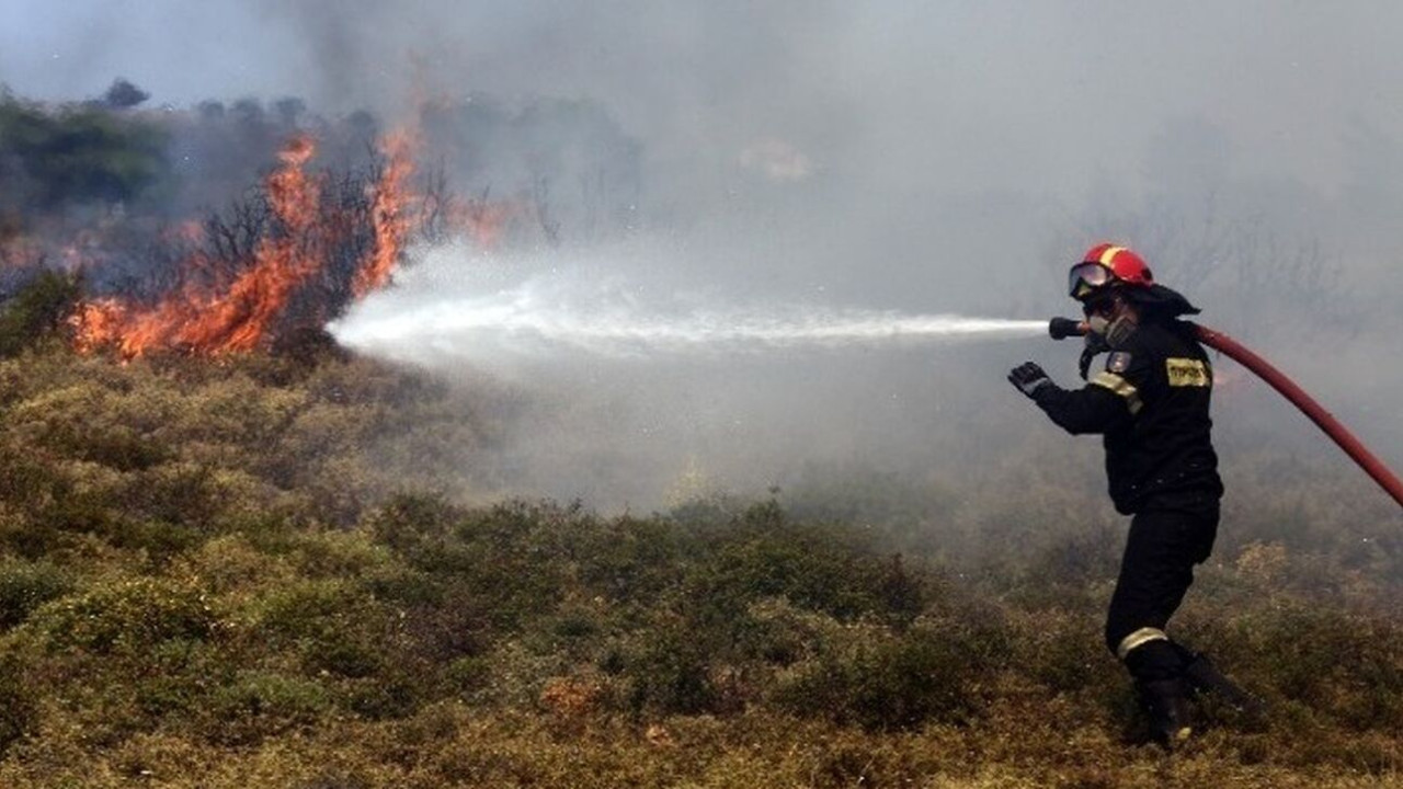 Πολύ υψηλός κίνδυνος πυρκαγιάς σήμερα σε αρκετές περιοχές