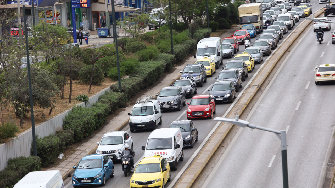 Θεσσαλονίκη: Μεγάλες καθυστερήσεις στα διόδια των Μαλγάρων ενόψει Δεκαπενταύγουστου