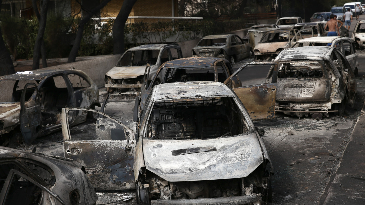 Μάτι: Στον ομαδικό τάφο υπάρχουν μη ταυτοποιημένοι σοροί – Ανακοίνωση