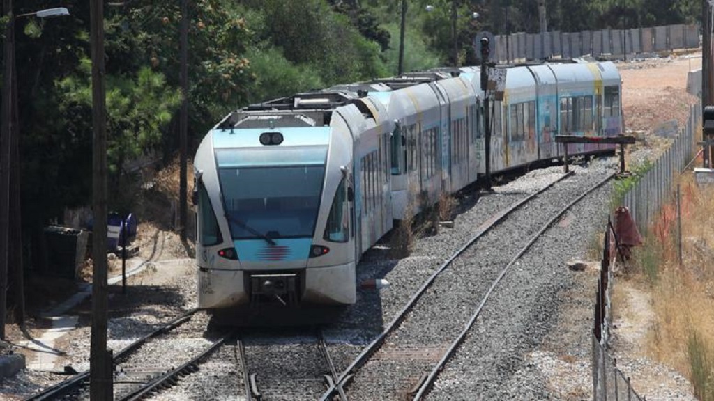 Αποκαθίσταται σταδιακά η κυκλοφορία του Προαστιακού από Μενίδι έως Αεροδρόμιο