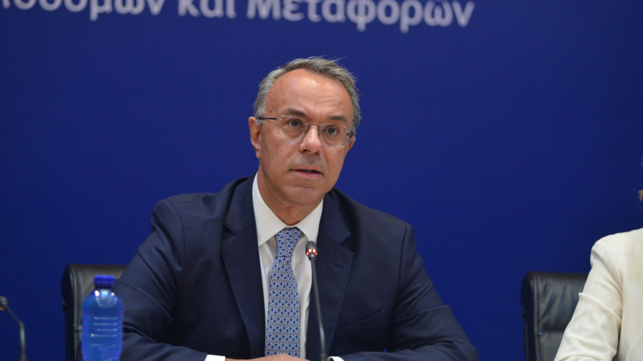 Σταϊκούρας στον ΣΚΑΪ: Μέχρι το τέλος του 2024 θα υπάρχει ένας φορέας για τον σιδηρόδρομο