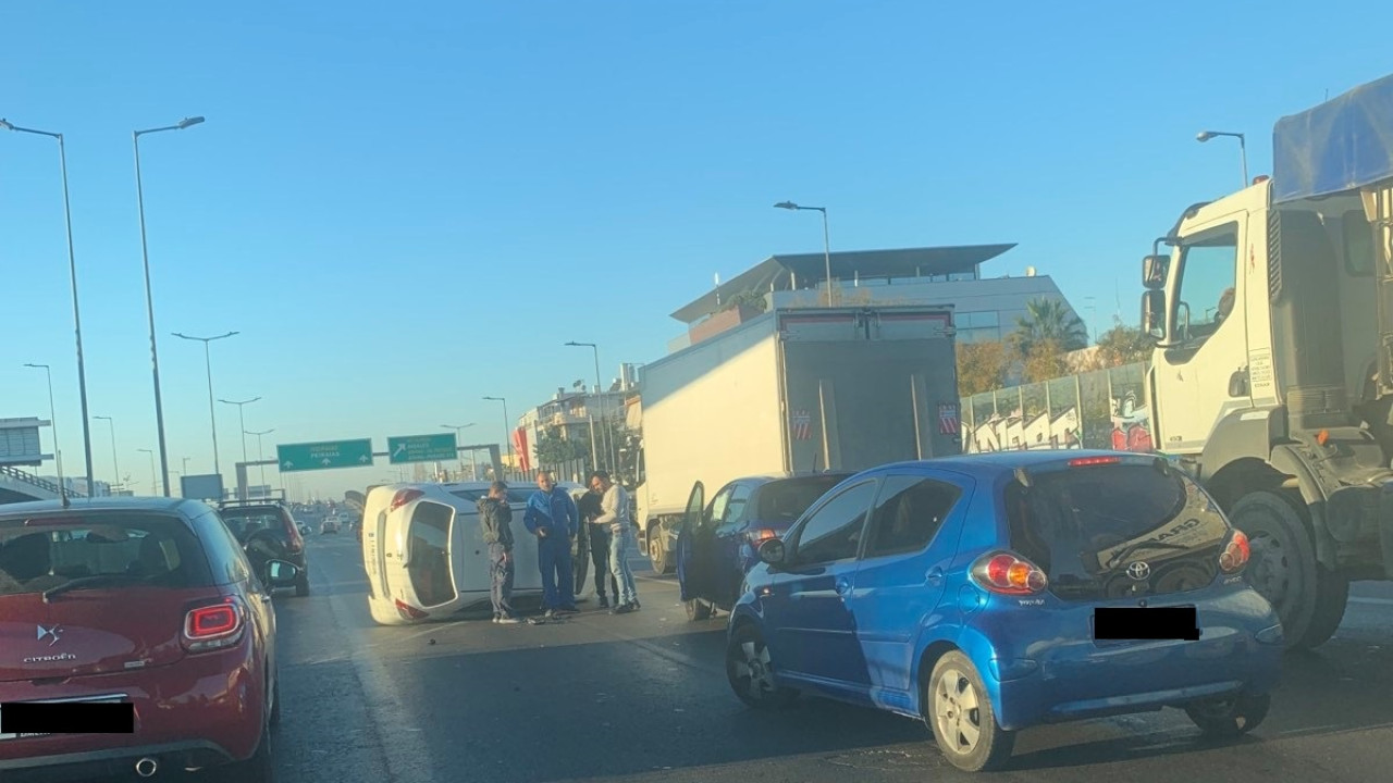 Τροχαίο στην Κηφισού – Καθυστερήσεις στην κάθοδο προς Πειραιά