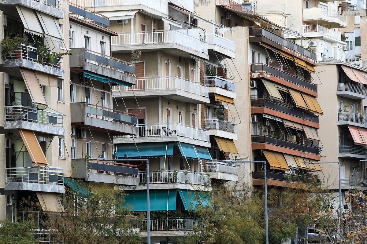 Στεγαστική κρίση: Αναλυτικά όλα τα προγράμματα του υπ. Κοινωνικής Συνοχής και Οικογένειας