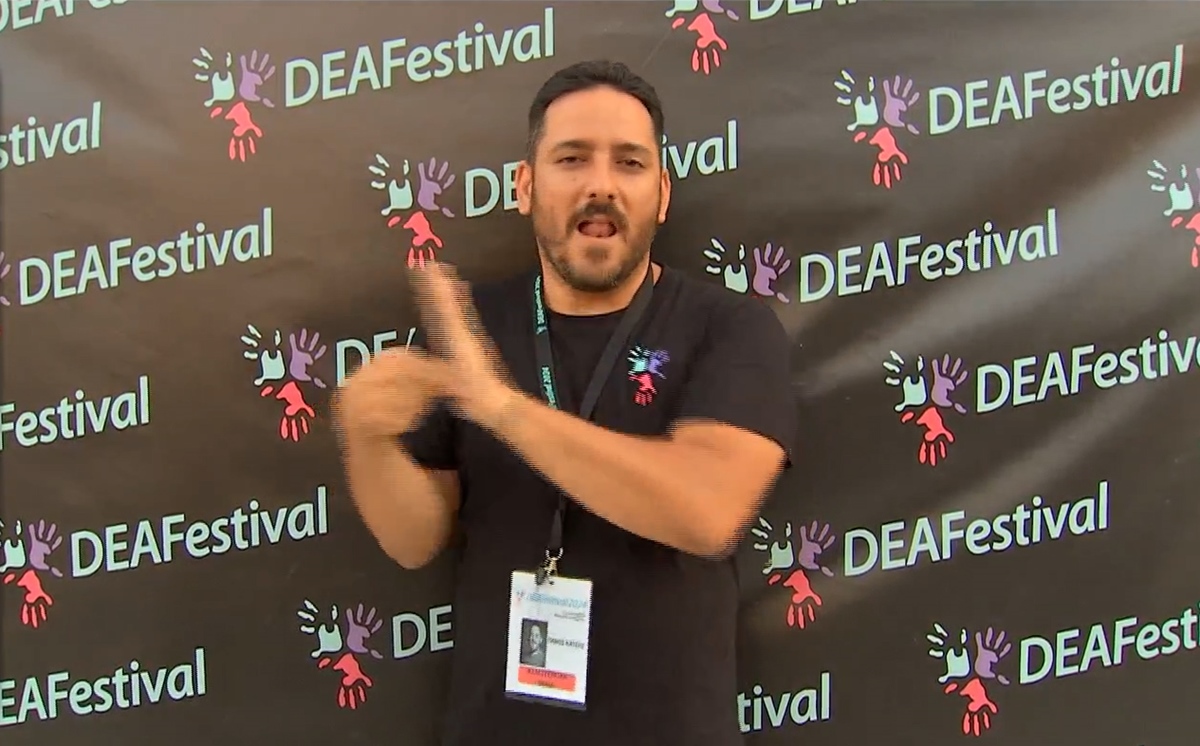 Ένθετο Προσβασιμότητα: ΤΟ Deaf Festival 2024 ζωντάνεψε στην καρδιά του Συντάγματος – Η ανάγκη για υποστήριξη παιδιών με αναπηρία