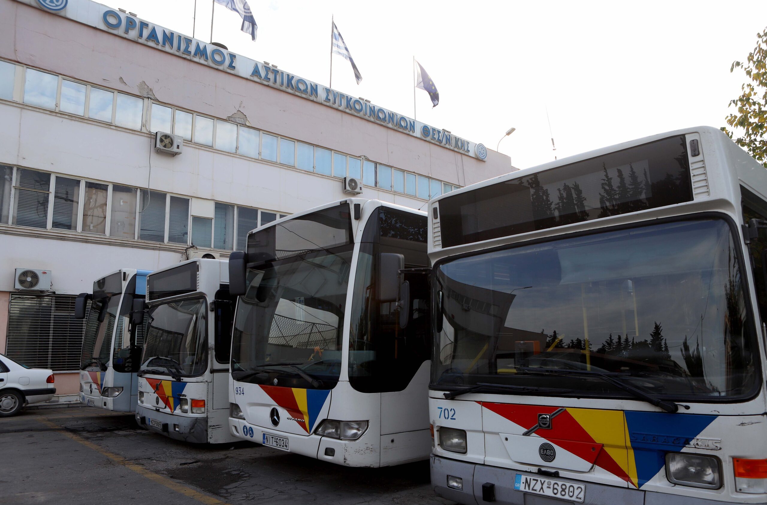 Β. Οικονόμου από Θεσσαλονίκη: Αποδίδει το πιλοτικό μέτρο «μπροστινή πόρτα» για τον έλεγχο της εισιτηριοδιαφυγής στα λεωφορεία