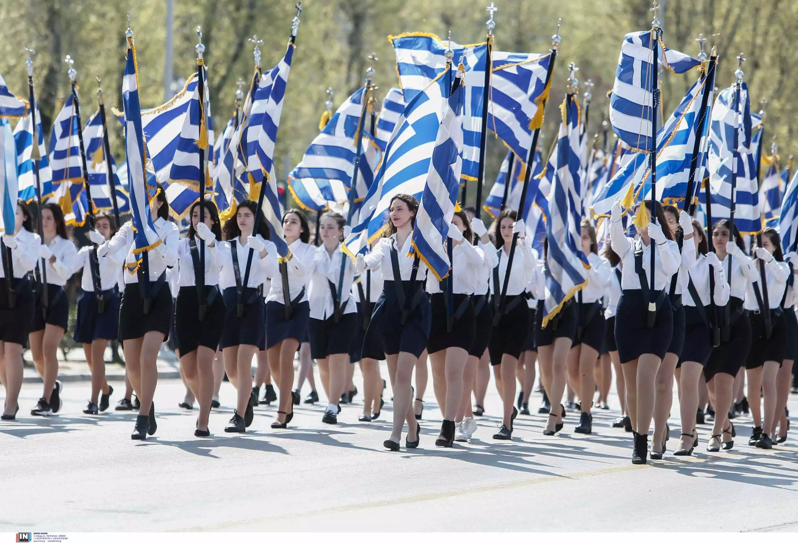 Κυκλοφοριακές ρυθμίσεις για τις παρελάσεις της 28ης Οκτωβρίου σε Αθήνα και Πειραιά – Ποιες οι αλλαγές σε Τραμ και Μετρό