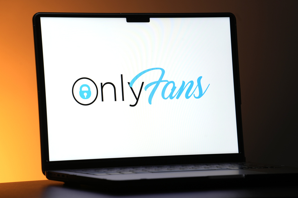 OnlyFans: Επαναπροσδιορίζοντας την πορνογραφία, χτίζει μια παγκόσμια οικονομική αυτοκρατορία