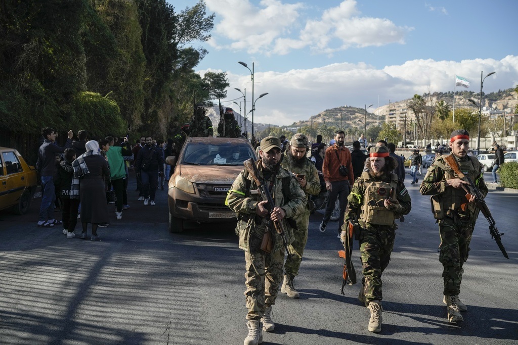 Διπλωματική αντιπροσωπεία του Κατάρ έφτασε στη Συρία – Συνάντησε αξιωματούχους της μεταβατικής κυβέρνησης