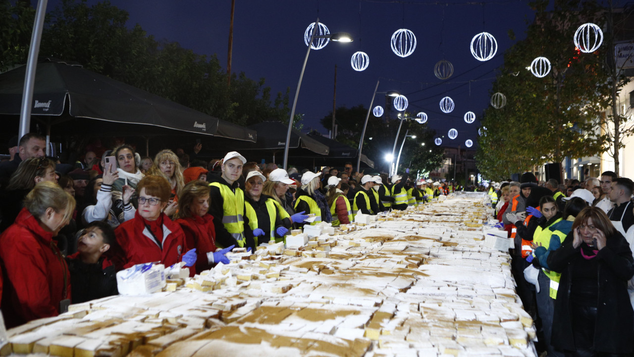 Η μεγαλύτερη βασιλόπιτα στον Δήμο Περιστερίου