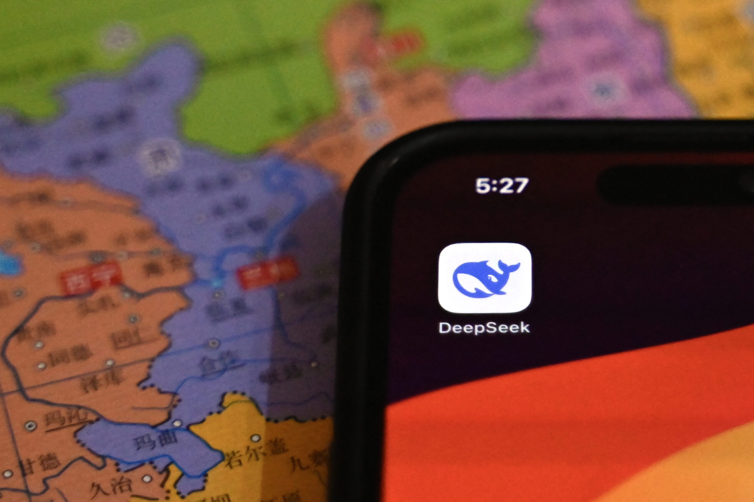 DeepSeek εναντίον ChatGPT – ertnews.gr