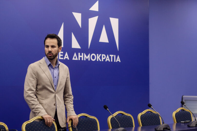 Ν. Ρωμανός: Το μόνο «συλλογικό» στο ΠΑΣΟΚ είναι τα αυτογκόλ