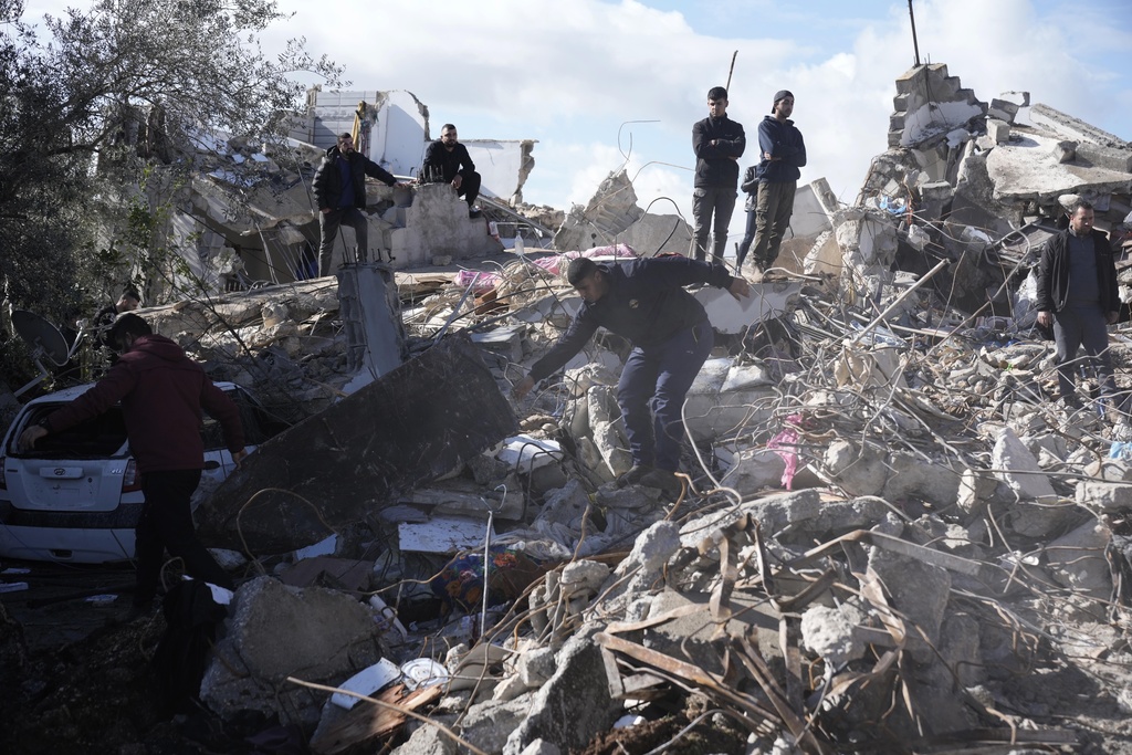 Δυτική Όχθη: Τουλάχιστον 10 νεκροί σε ισραηλινή αεροπορική επιδρομή στο βόρειο τμήμα