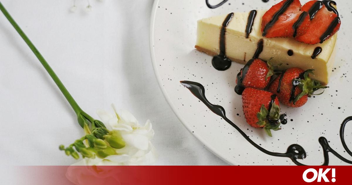 Δοκιμάστε το πιο γευστικό cheesecake με μελομακάρονα