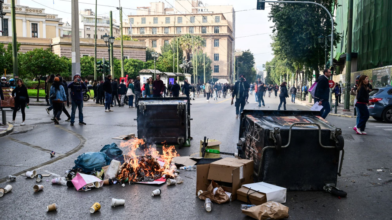 Θεσσαλονίκη: Ελεύθεροι οι 23 που προσήχθησαν στην πορεία για τα Τέμπη