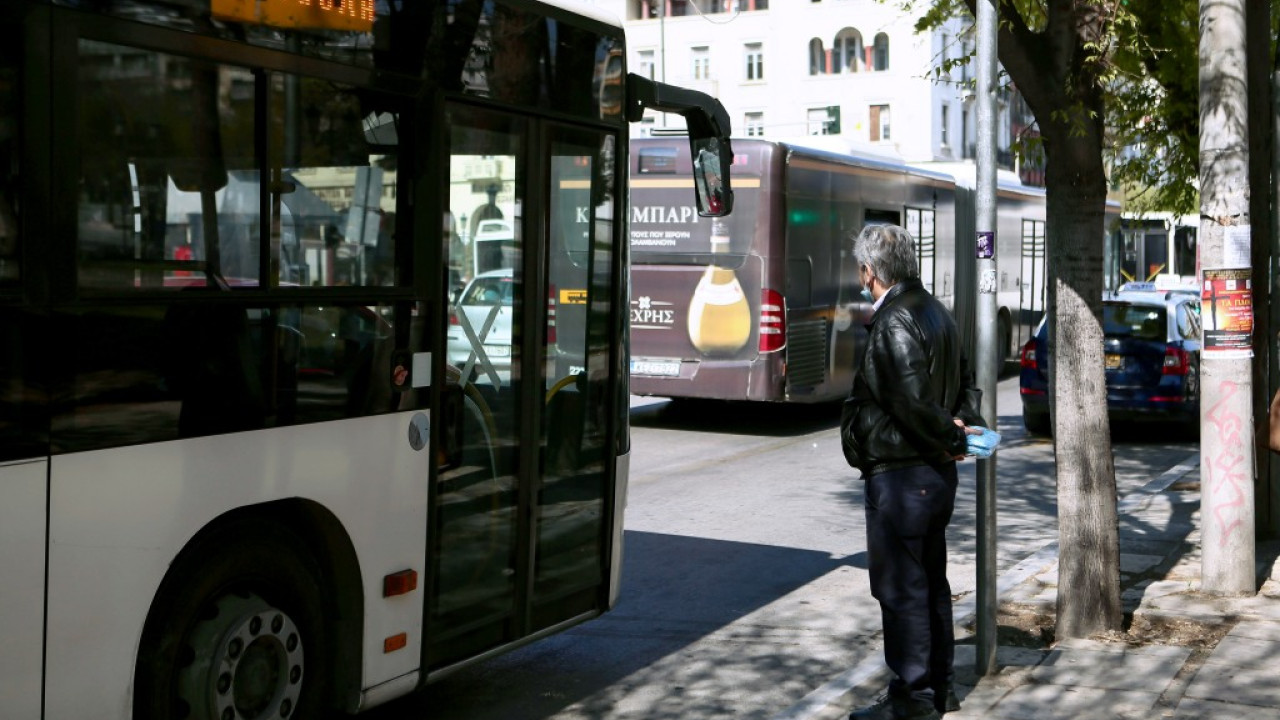 ΟΑΣΘ: Παραμένουν οι χάρτινες μηνιαίες κάρτες και τον Φεβρουάριο