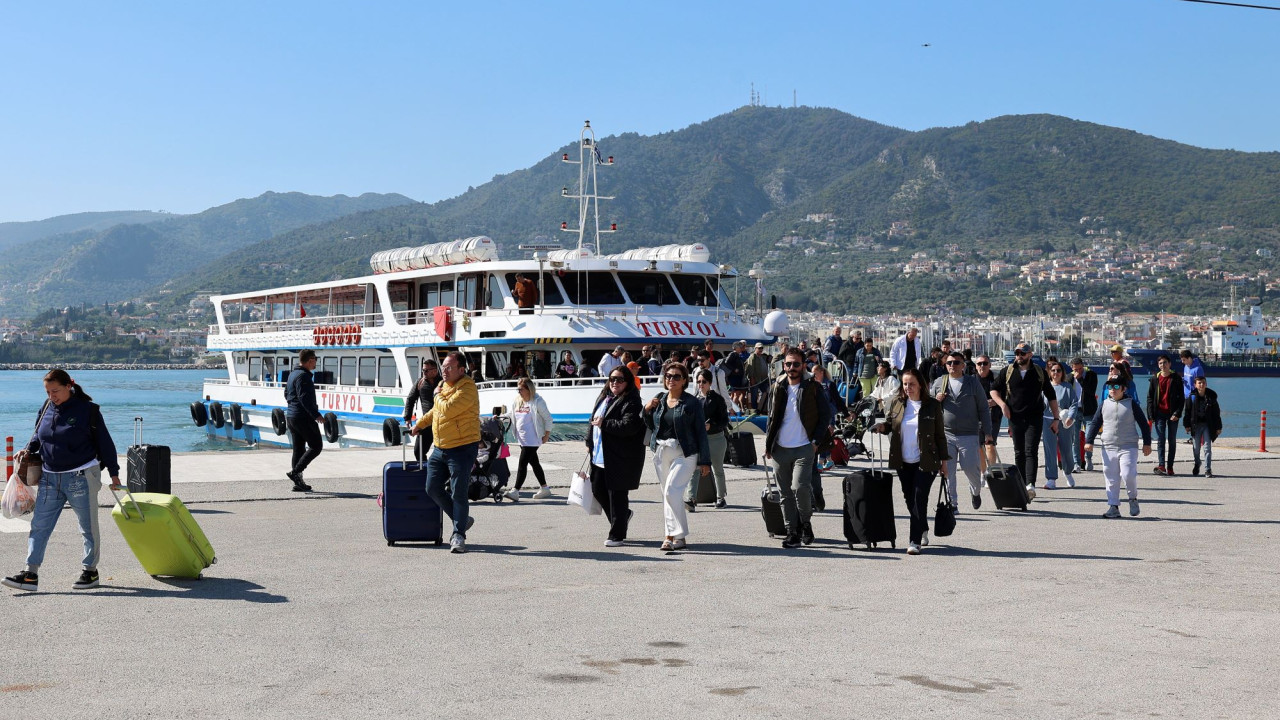 «Βούλιαξαν» Σάμος, Χίος και Λέσβος από Τούρκους τουρίστες το 2024