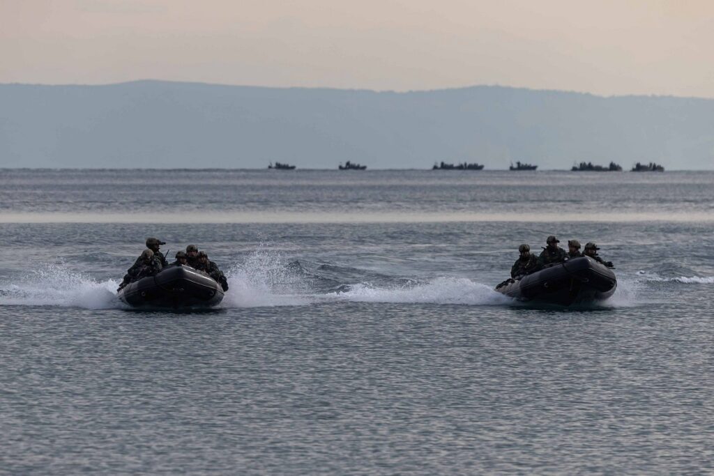 STDT25: Εντυπωσιακές εικόνες από τη μεγάλη άσκηση στον Παγασητικό