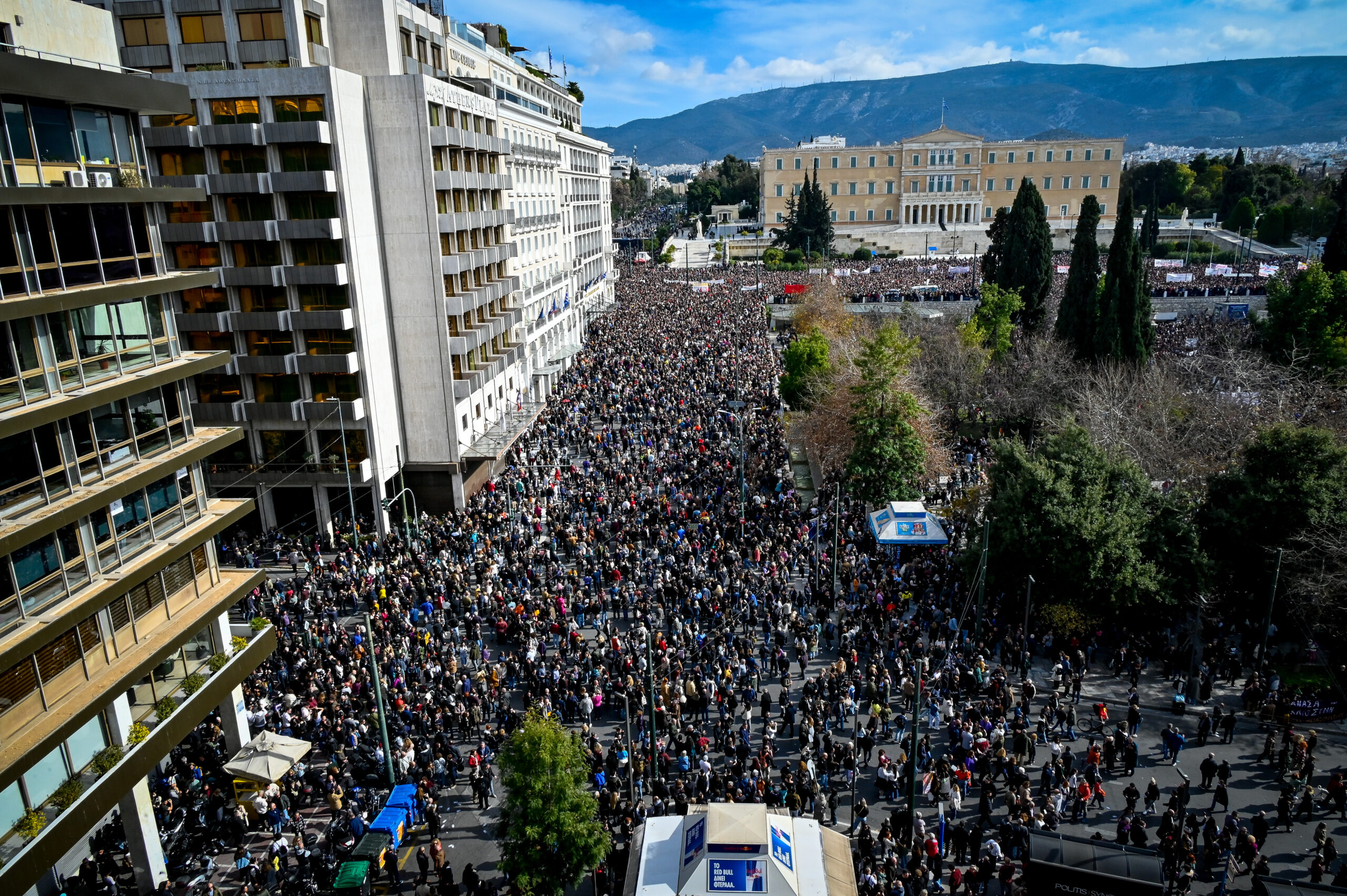 Τέμπη: Μαίνεται η πολιτική αντιπαράθεση κυβέρνησης