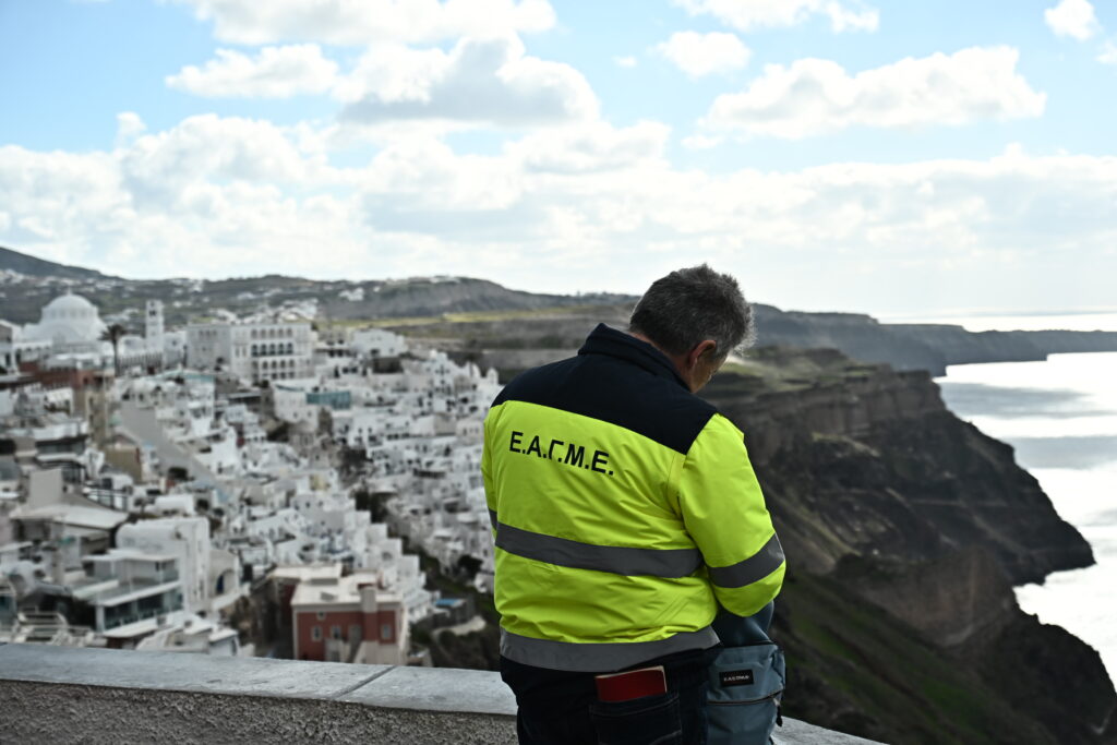 Σε ύφεση η σεισμική δραστηριότητα μεταξύ Σαντορίνης και Αμοργού – Συνεδριάζουν οι αρμόδιες επιτροπές