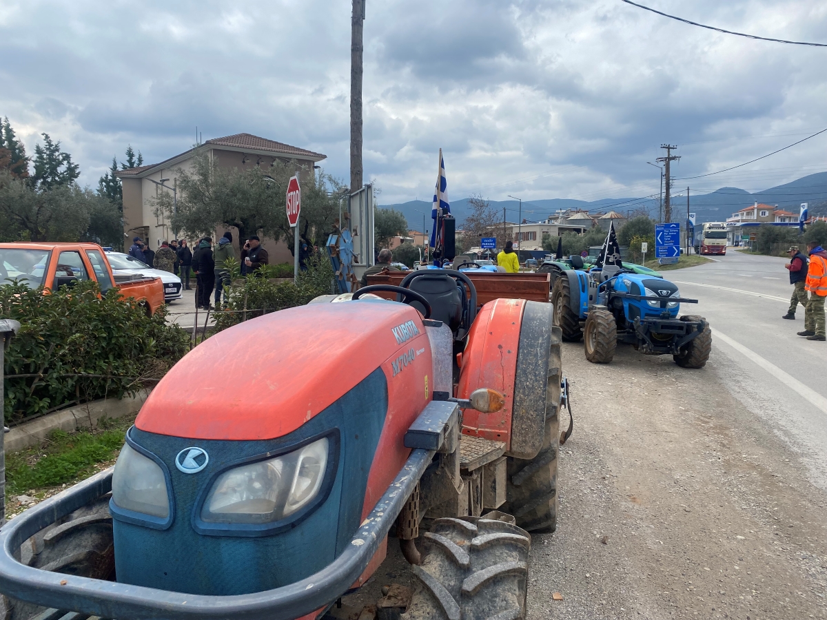 Συγκέντρωση αγροτών στο Βραχάτι Κορινθίας