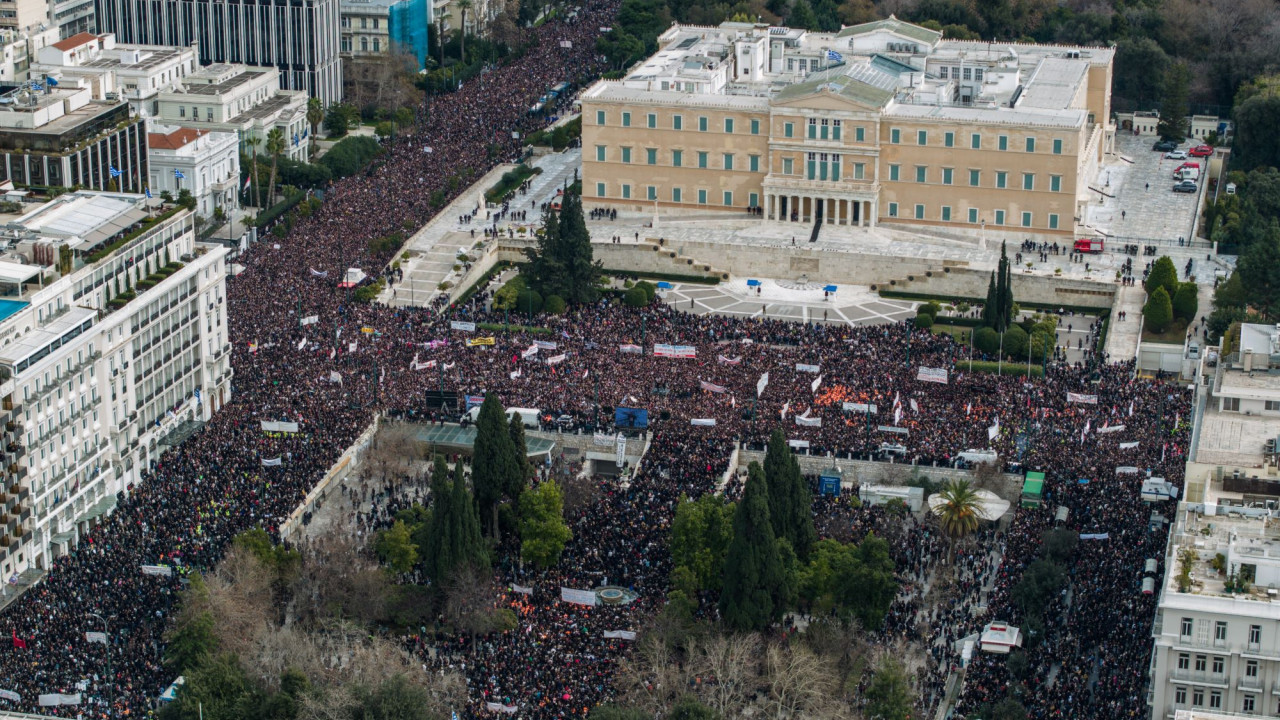 Τέμπη: Όλη η χώρα με μια φωνή φώναξε «δεν έχω οξυγόνο» ζητώντας δικαιοσύνη για τα 57 θύματα