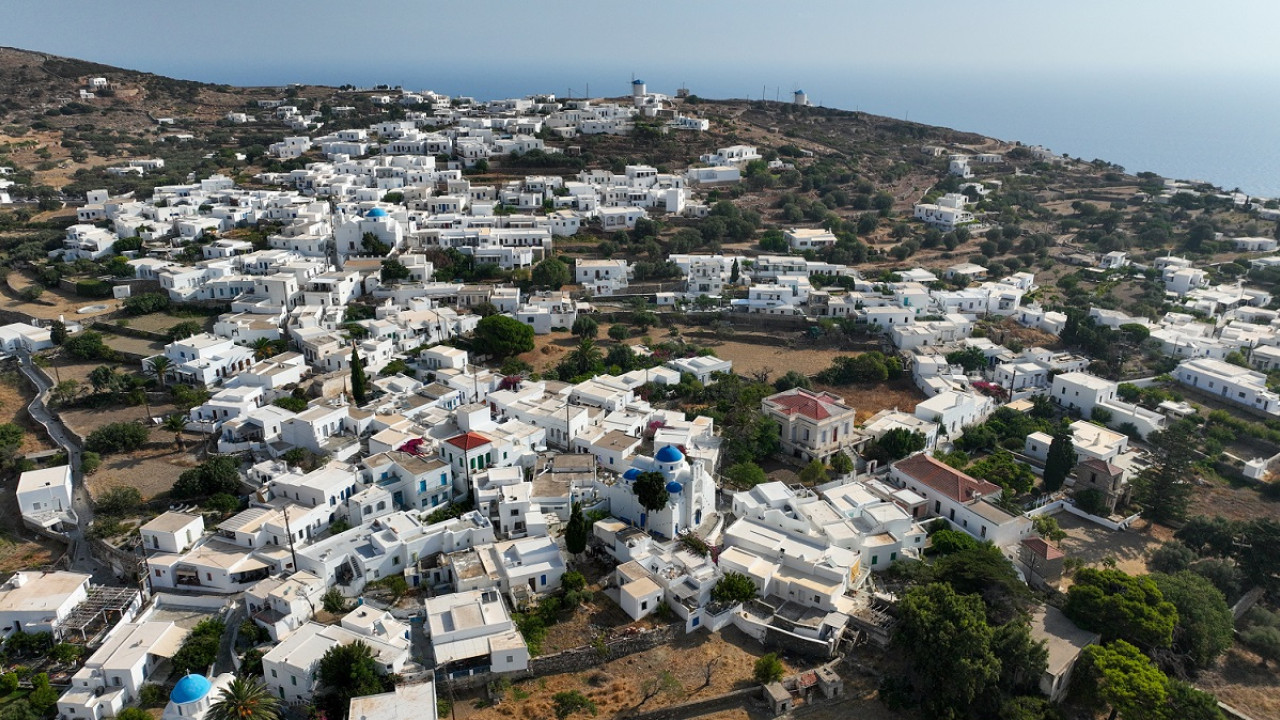 Καταγγελίες στον ΣΚΑΪ: Στη Σίφνο «οργιάζει» η δόμηση χωρίς κανέναν έλεγχο