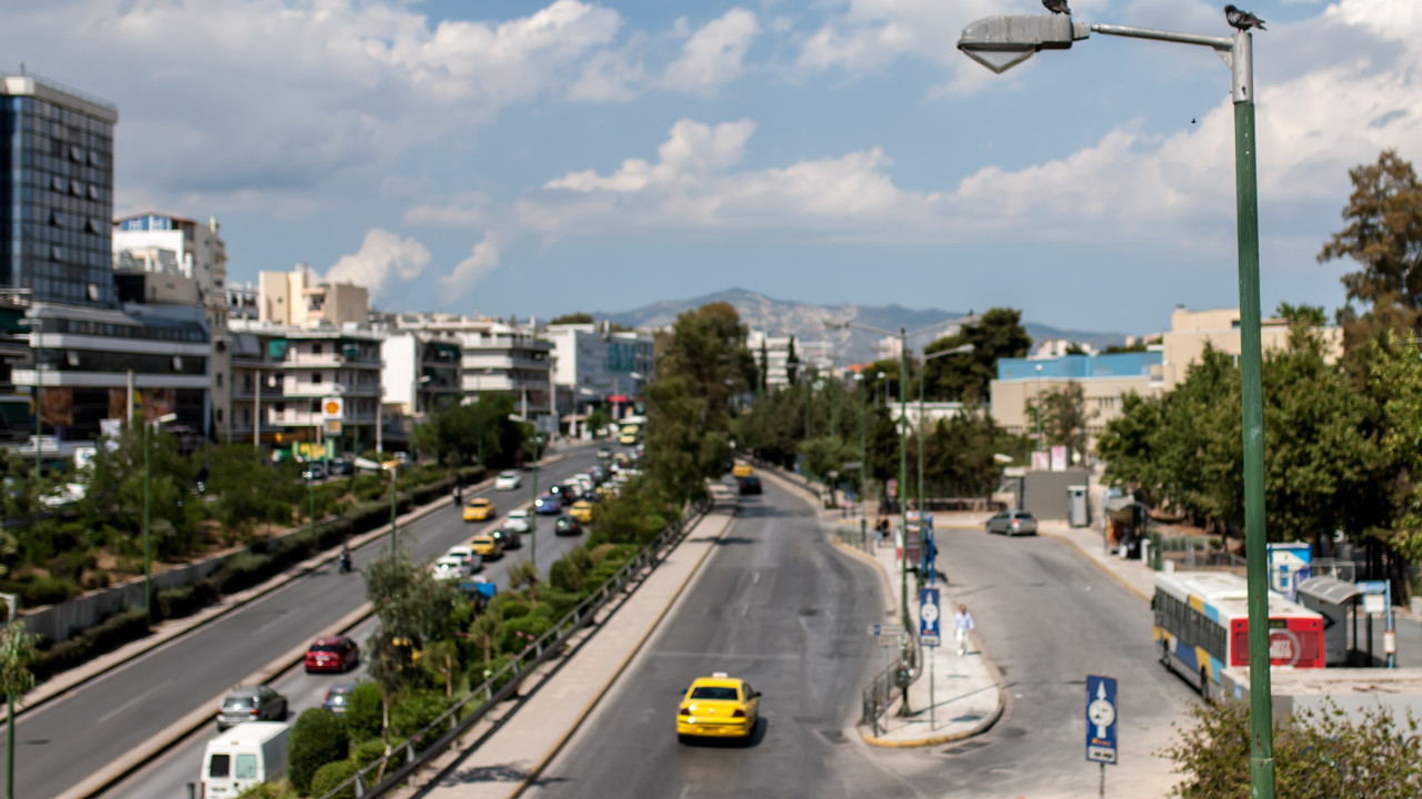 Μεσογείων: Θραύση αγωγού ΕΥΔΑΠ στην Αγία Παρασκευή