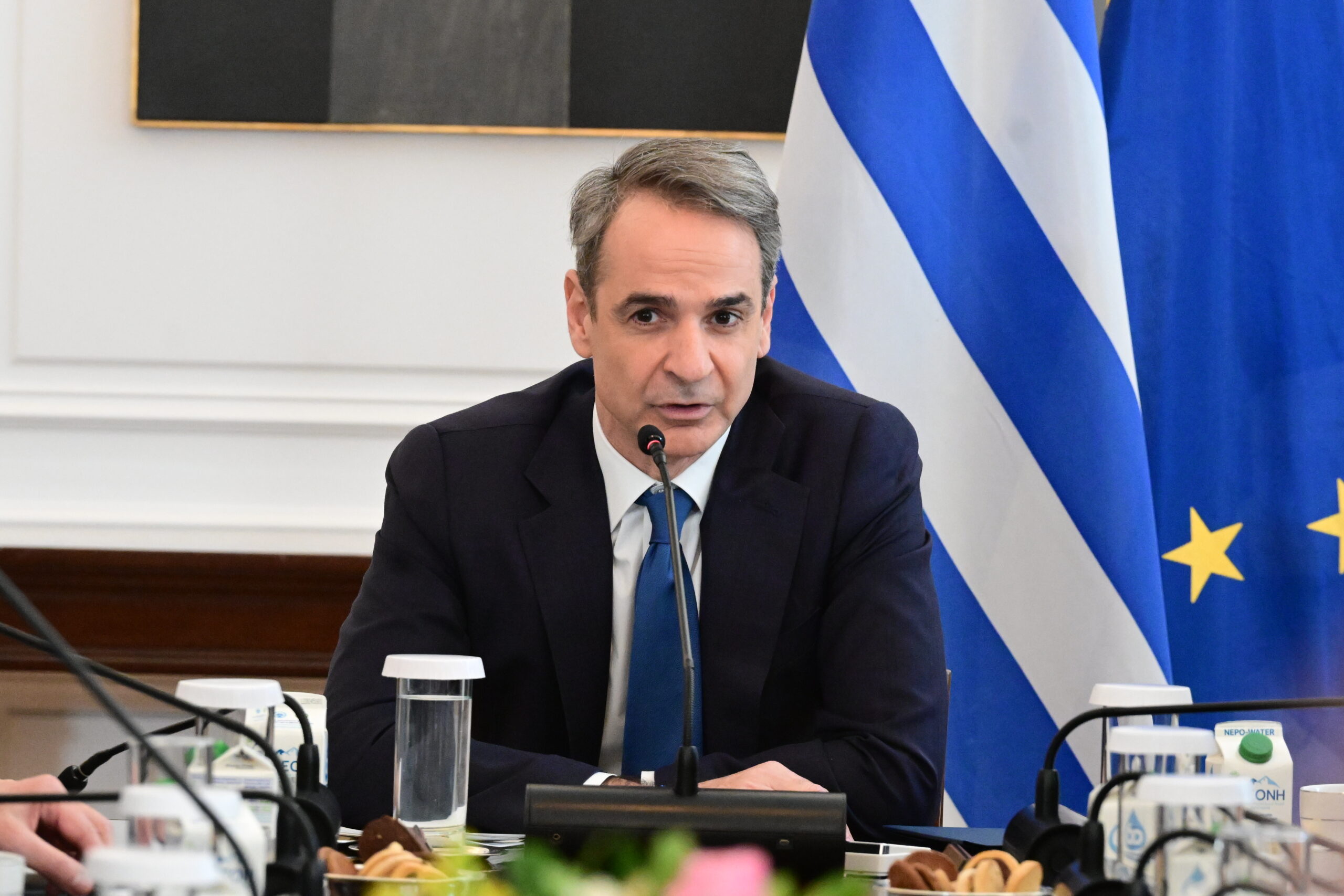 K. Mητσοτάκης: Σε εγρήγορση ο κρατικός μηχανισμός στις Κυκλάδες, λαμβάνουμε κάθε προληπτικό μέτρο – Κλειστά τα σχολεία μέχρι 21/2