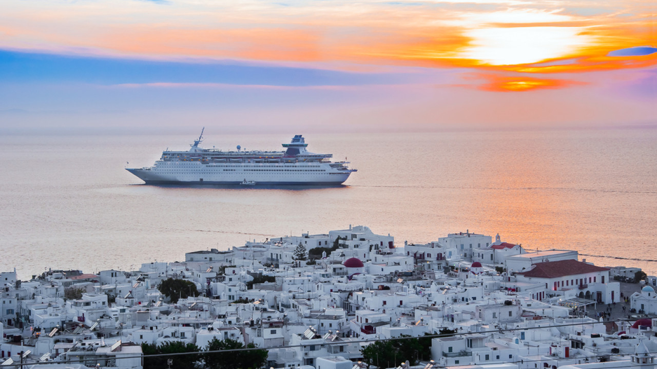 Μύκονος: Έλεγχοι από το ΥΠΕΝ – Σωρεία περιπτώσεων αυθαιρεσιών