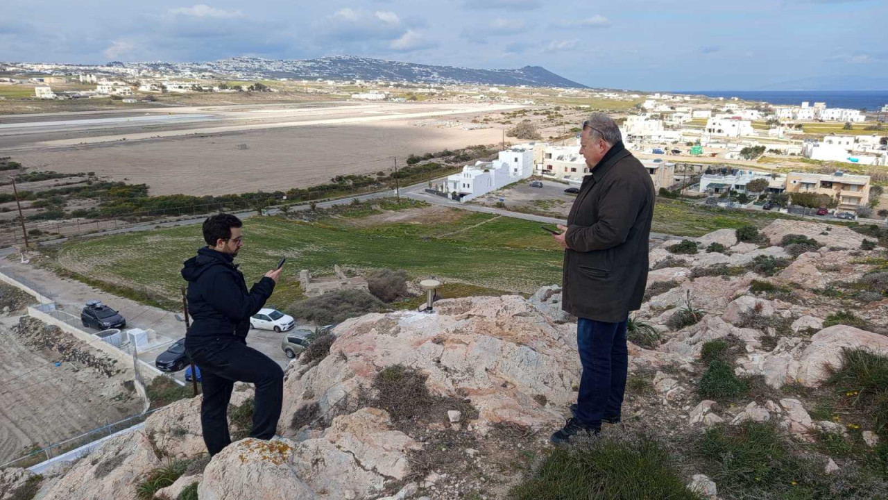 ΑΠΘ: Τοποθετήθηκαν συστήματα που παρακολουθούν τη μετατόπιση της Σαντορίνης